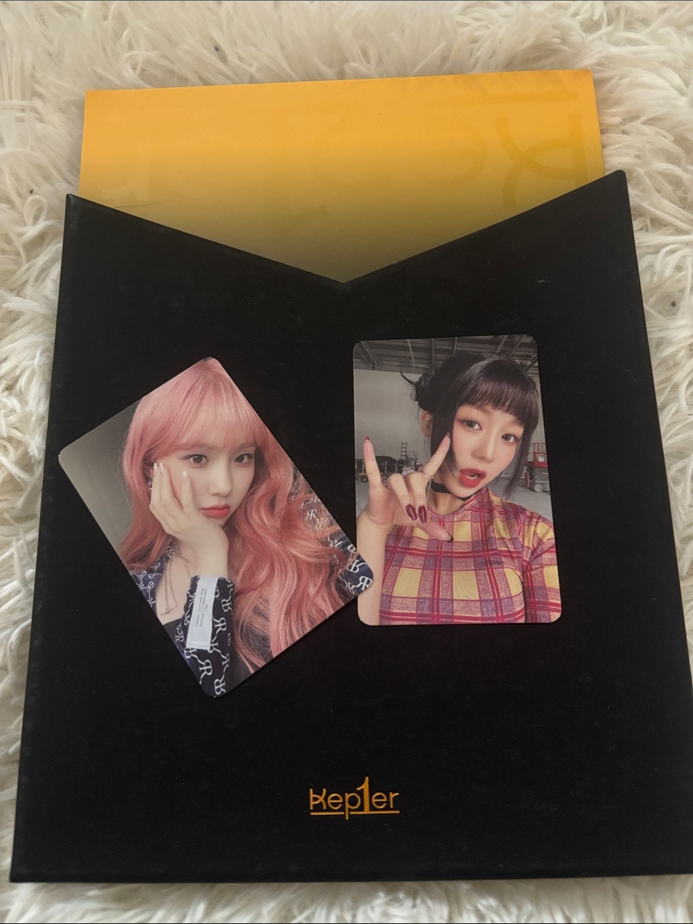 Kep1er album / Chaehyun and Hikaru photocards